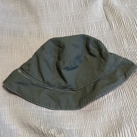 Koala kids. Dinosaur bucket hat reversible to plaid with‎ dinosaur 36/48 months - Picture 2 of 5